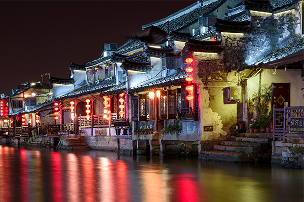 景觀(guān)燈光亮化設計