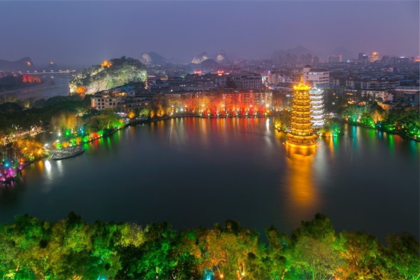 景觀(guān)亮化設計