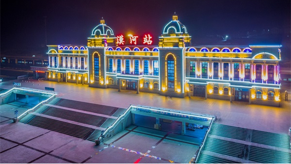 建筑照明設計應該根據不同建筑風(fēng)格進(jìn)行打造