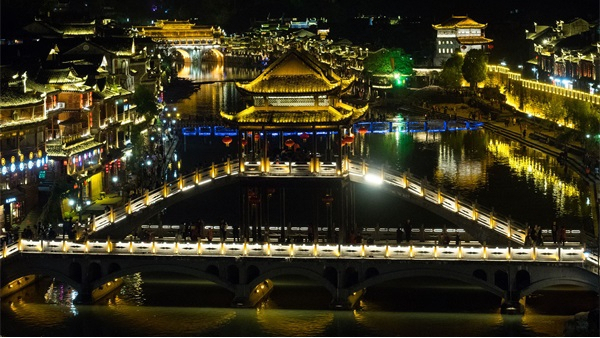 文旅夜游亮化如何才能得到游客的認可？