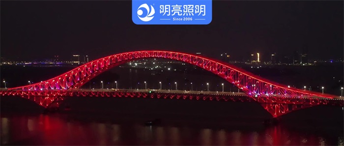 你知道橋梁亮化能夠提升夜間安全嗎？