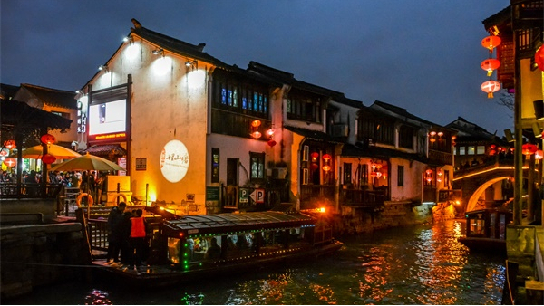 文旅夜游燈光亮化思維和模式的創(chuàng  )新