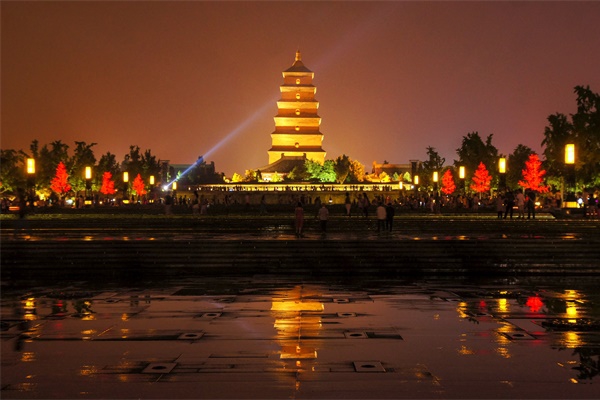 文旅夜游燈光亮化思維和模式的創(chuàng  )新
