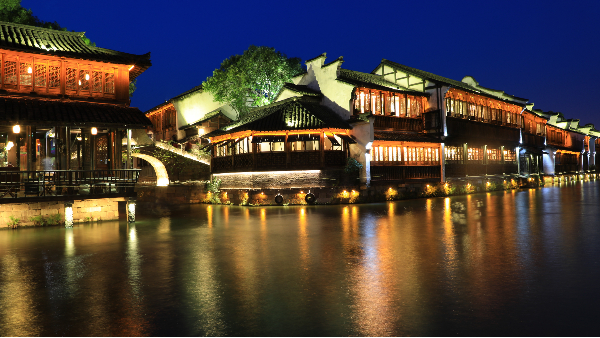 文旅夜游燈光能夠滿(mǎn)足市民多元化需求