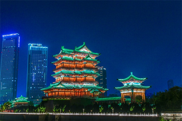 城市夜景亮化工程帶來(lái)積極的社會(huì )效益