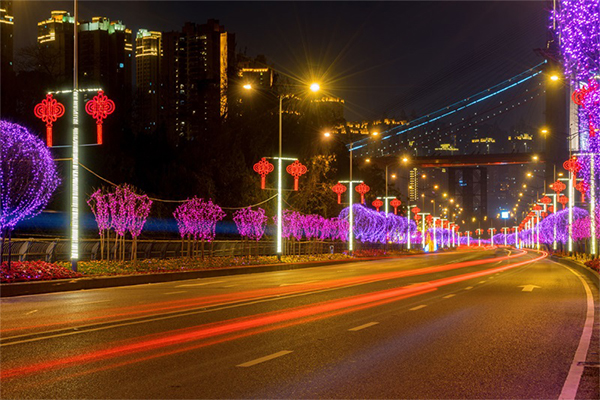 為什么今年鄭州的街頭沒(méi)掛彩燈？這其中的原因你知道嗎？