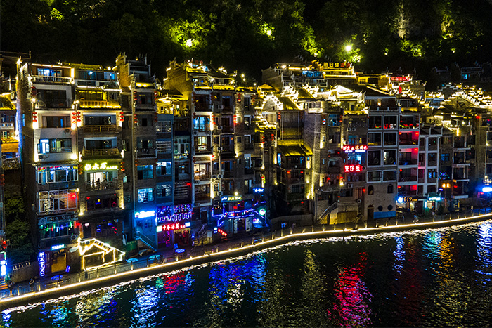 想要夜游更炫目？景區亮化一定不可少！