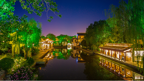 園林夜景燈光設計為市民帶來(lái)絢爛的視覺(jué)盛宴