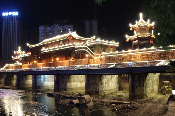 led戶(hù)外亮化工程