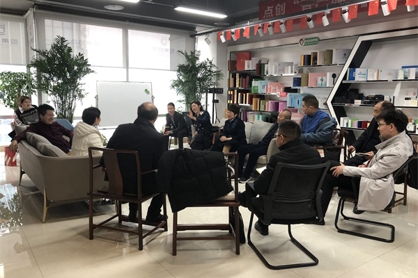 考察學(xué)習，賦能交流——明亮照明總經(jīng)理荊明慧蓄勢賦能進(jìn)行時(shí)