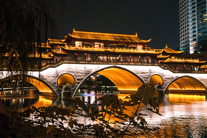 古建筑亮化夜晚變這樣，太驚艷！