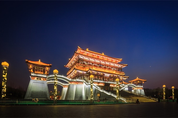 城市的景觀(guān)亮化照明工程是城市特色的體現