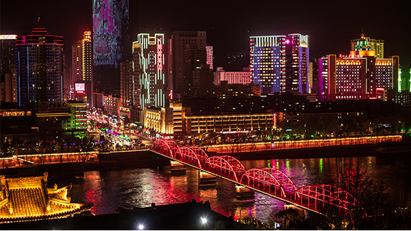 鄉鎮夜景照明工程這樣做才能走進(jìn)民心