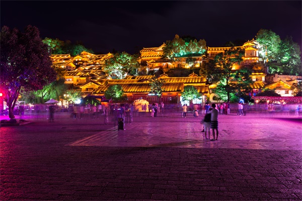 景觀(guān)夜景照明