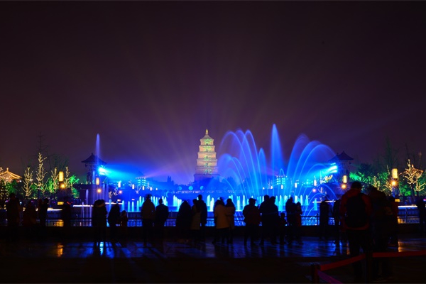 主題公園亮化設計能夠促進(jìn)“夜經(jīng)濟”的發(fā)展