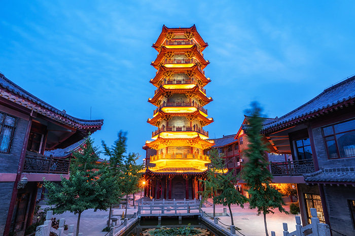 塔的照明設計應該如何做？應該注意哪些？