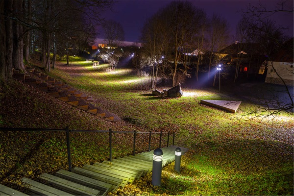公園夜景亮化設計要營(yíng)造溫馨明亮的氛圍