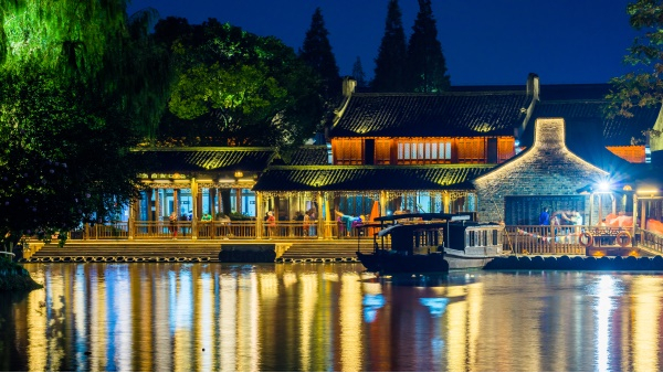 景觀(guān)照明設計使我們的城市更有魅力